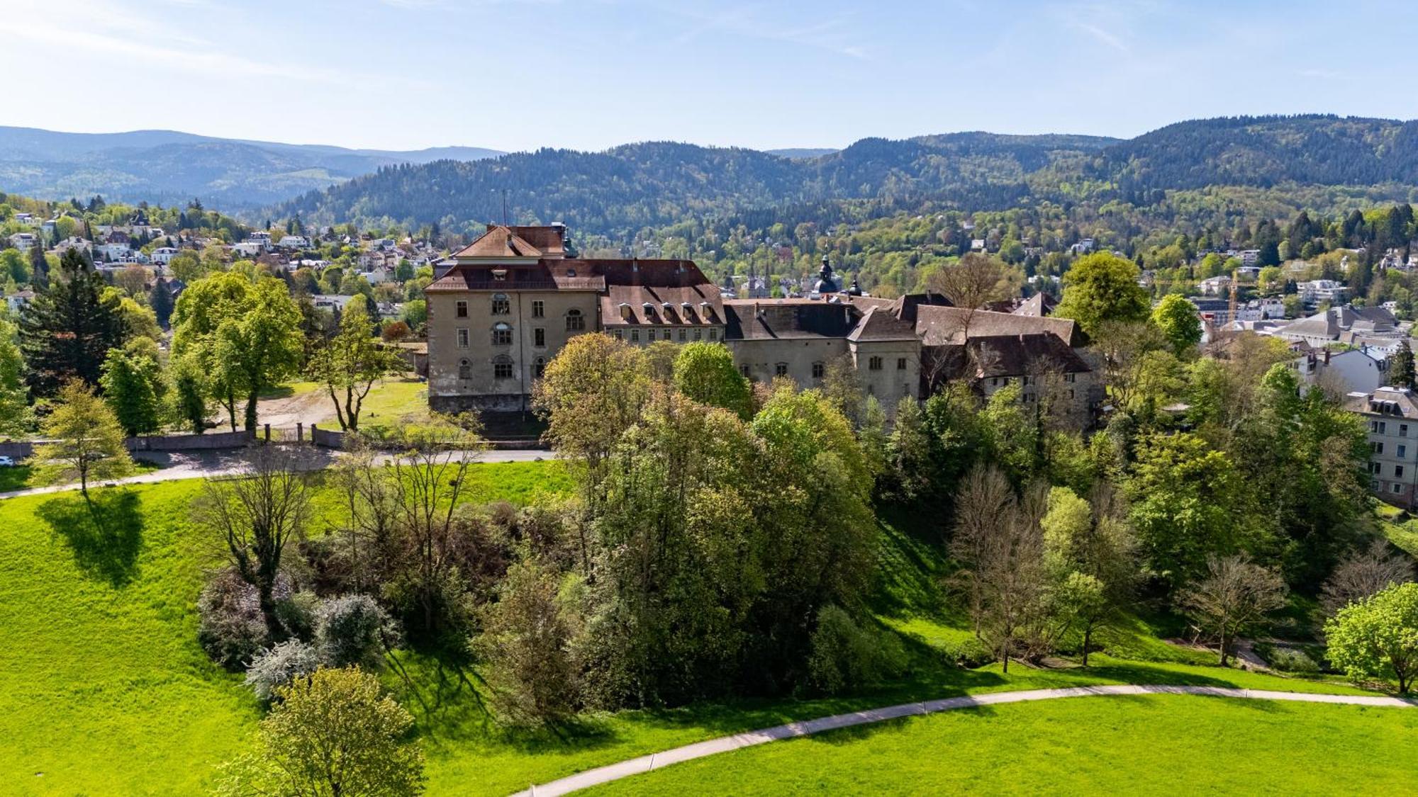 Gemuetliche Im Herrenhaus Apartment Baden-Baden